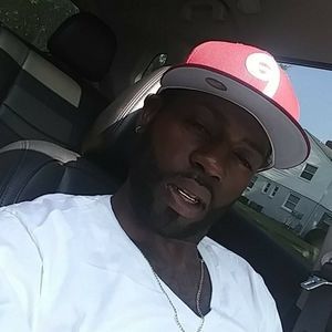 Meet your Posher, Kenyon